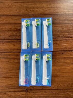 Oral-B Floss Action
Replacement Electric
Toothbrush Heads, 6-count